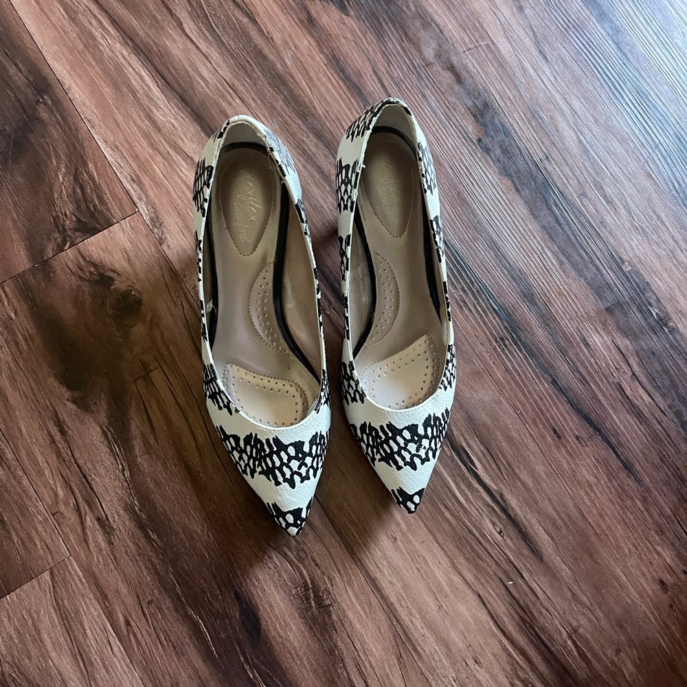 New Heels size 7